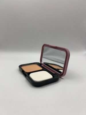 Pudru Maybelline Clearsmooth All in One